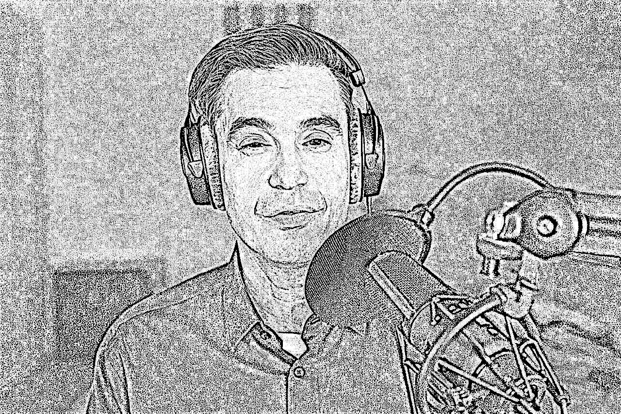 Markus Popp (Oval, Microstoria) dialoga con Ejival